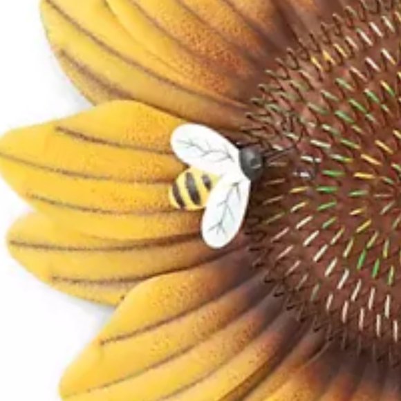 Hanging Metal Sunflower w/Bumble Bee Wall Décor - Picture 2 of 6